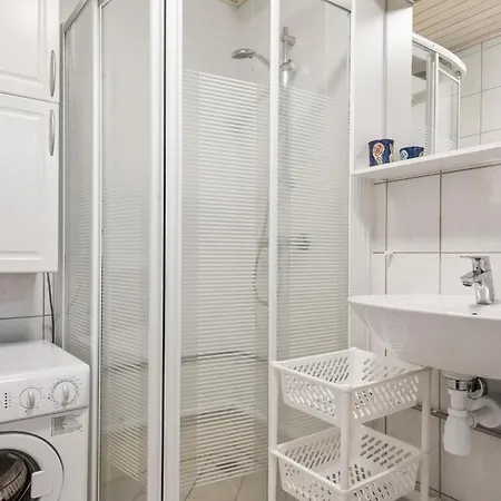 4 Bedroom Lovely In بيت للعطل