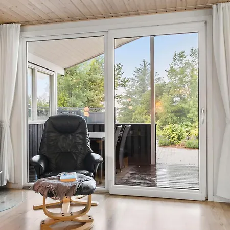 Cozy In With House A Panoramic View Tarm