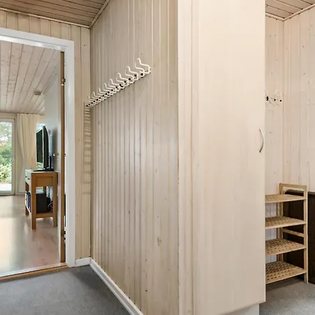 4 Bedroom Lovely In