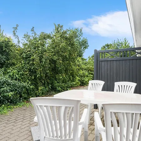 4 Bedroom Lovely In