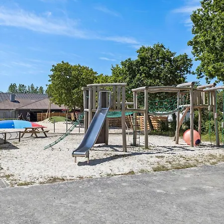 4 Bedroom Lovely In * Tarm