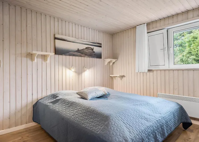 4 Bedroom Lovely In *