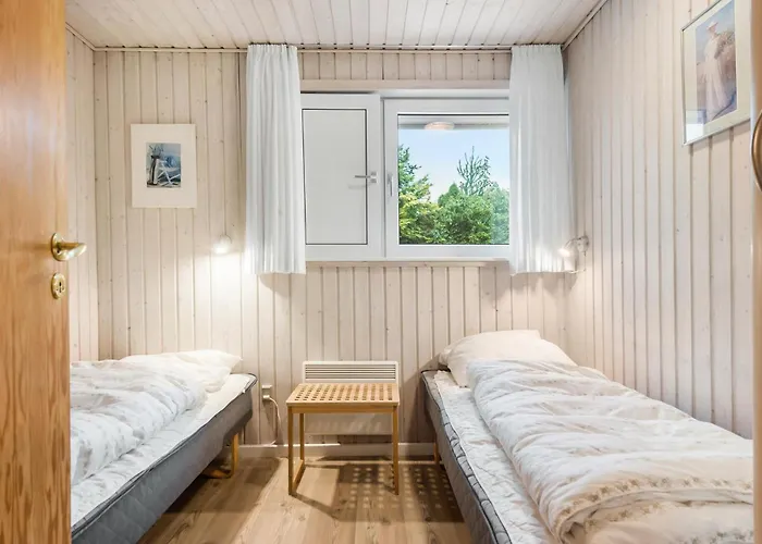 Σπίτι διακοπών 4 Bedroom Lovely In Tarm