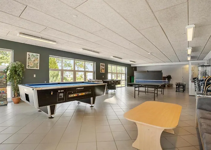 4 Bedroom Lovely In *