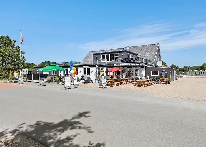 Дом отдыха 4 Bedroom Lovely In Tarm